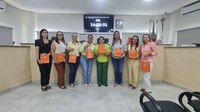 Câmara de Carneirinho realiza homenagem antecipada ao Dia das Mães durante sétima reunião ordinária